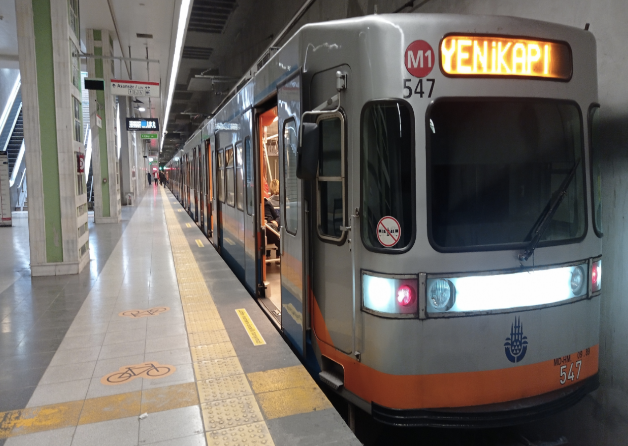 İstanbul'da yine metro arızalandı