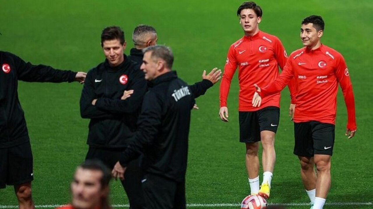 Stefan Kuntz Çekya mücadelesi öncesi konuştu: Arda Güler ve Emirhan İlkhan'ı sahada görebiliriz...