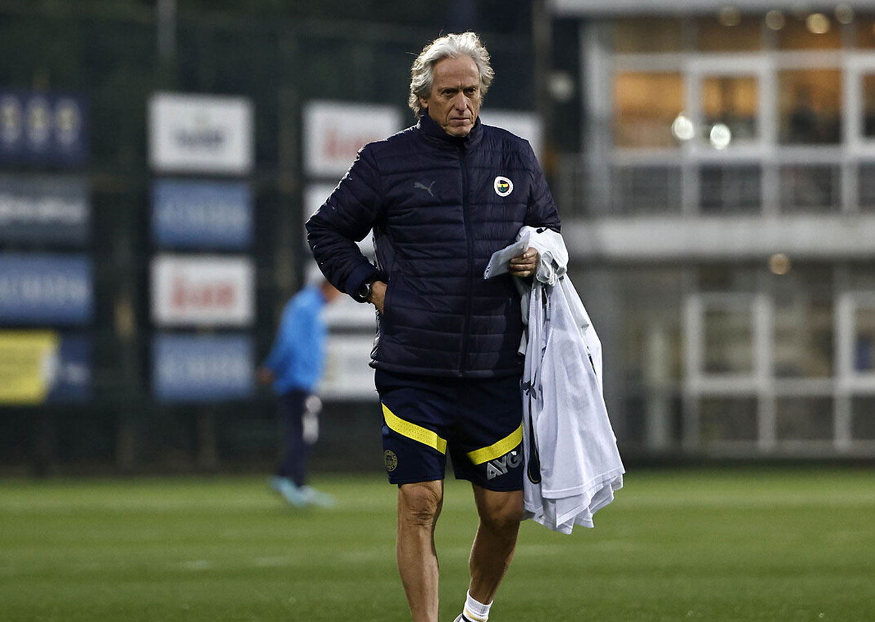 Fenerbahçe'den sürpriz transfer teklifi