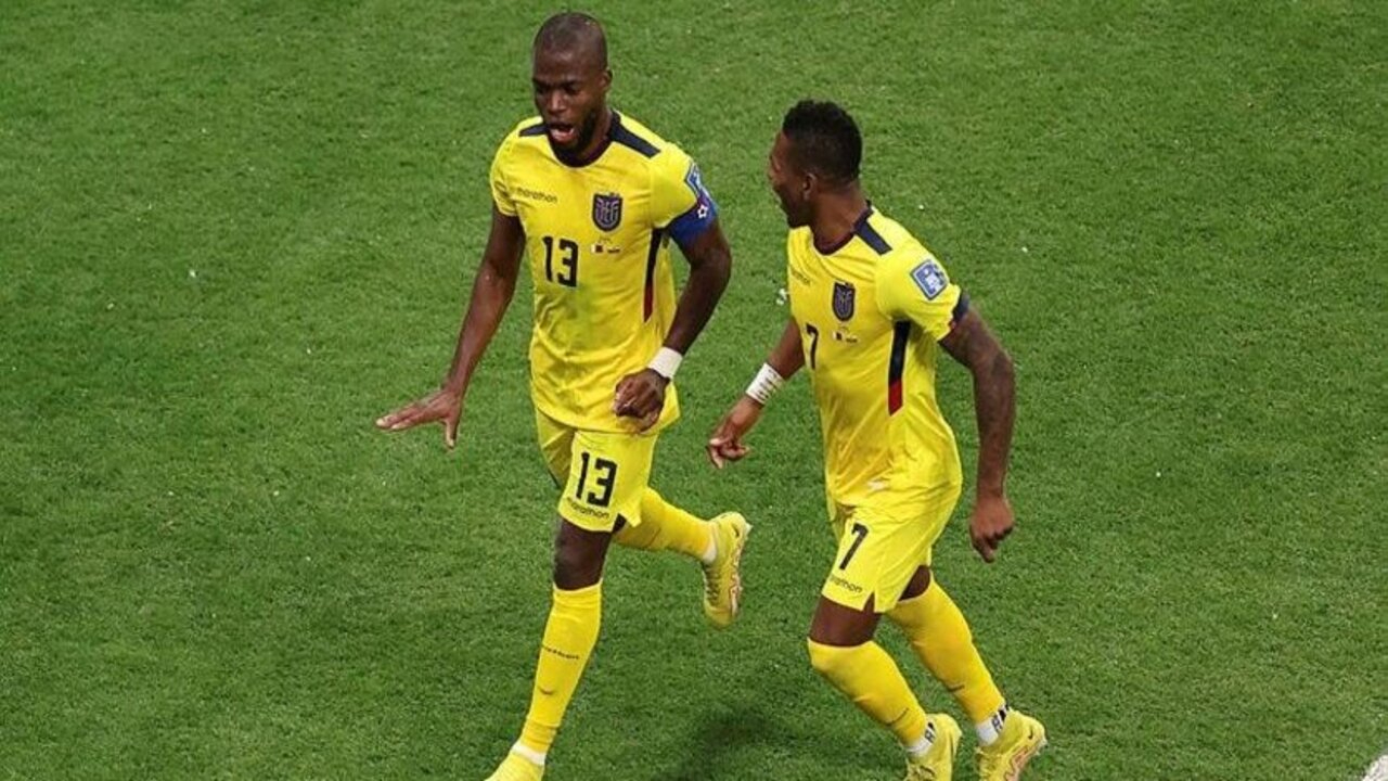 2022 Katar Dünya Kupası'nın açılış golü Fenerbahçe'nin yıldızı Enner Valencia'dan!