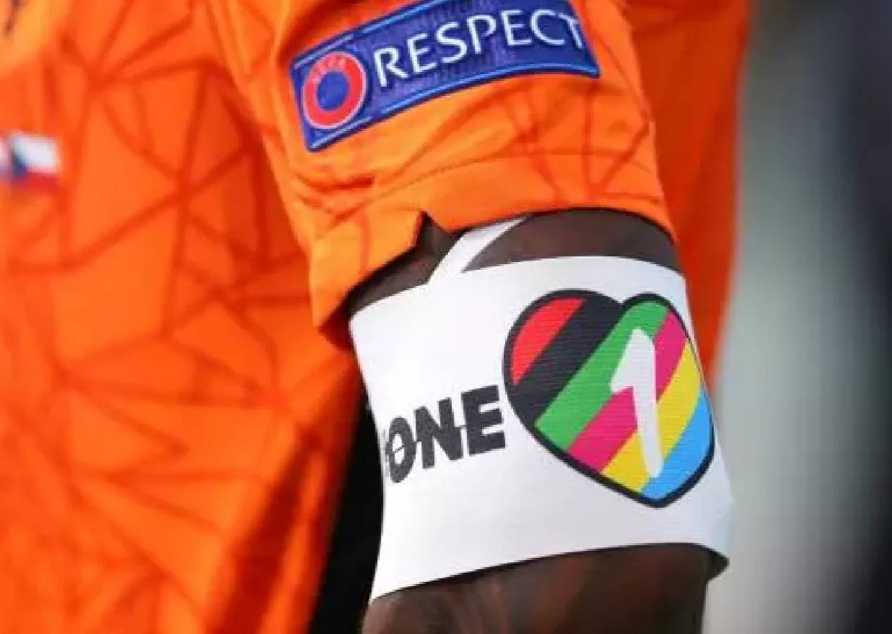 FIFA, LGBT destekçisi ülkelere geri adım attırdı