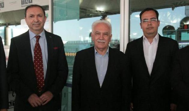 İran İslam Cumhuriyeti davet etti, Doğu Perinçek İran'a gitti