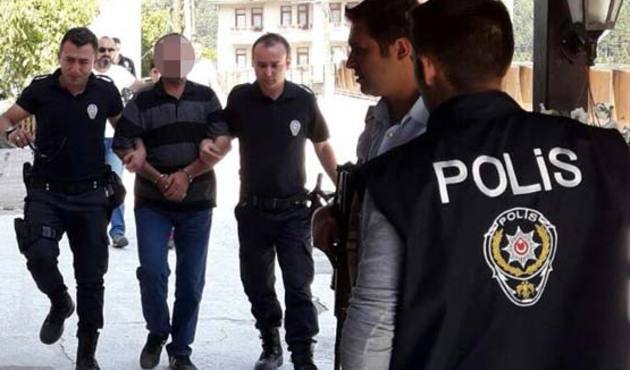 CHP İlçe Başkanı ve 2 oğlu gözaltında!