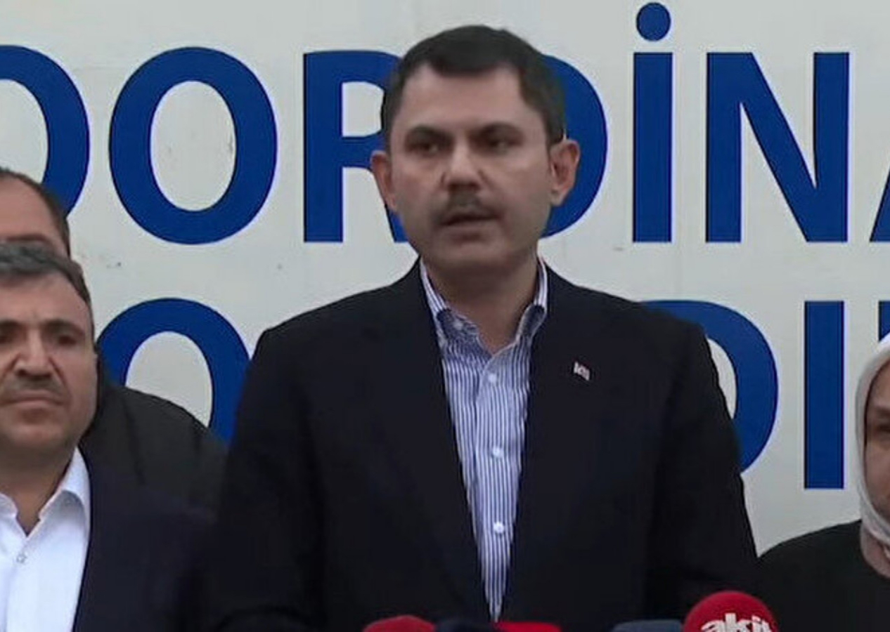 Bakan Kurum deprem bölgesinden "Yarın hesaplarda" diyerek duyurdu: 4 milyon lira yardım!