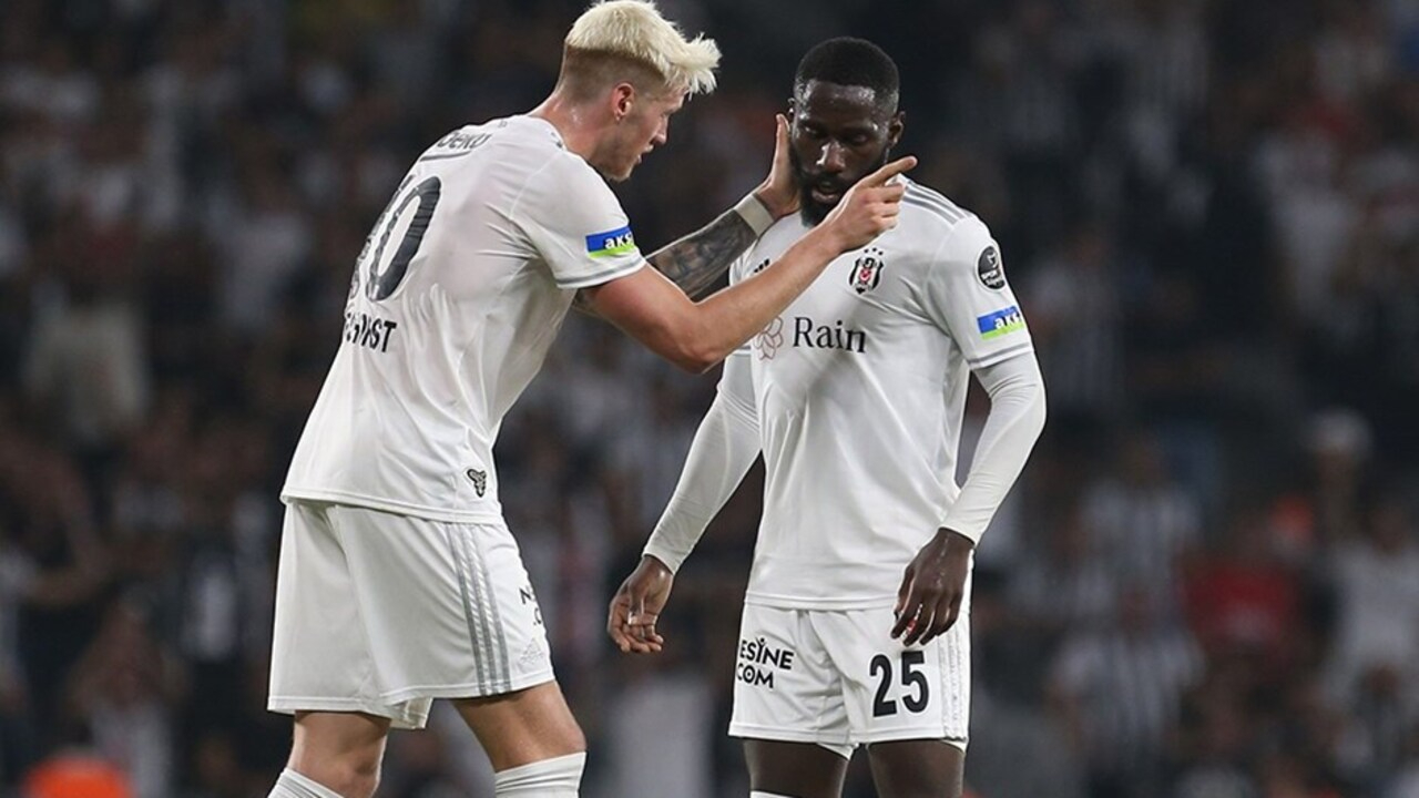 Beşiktaş'ta ayrılık kapıda! Sözleşmedeki o detay ortaya çıktı...