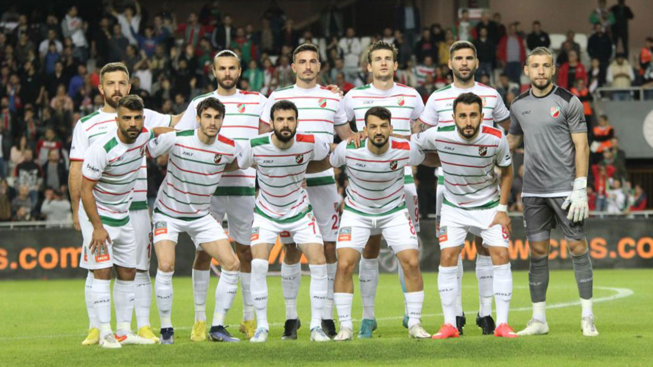 Karşıyaka ikinci yarı açıldı