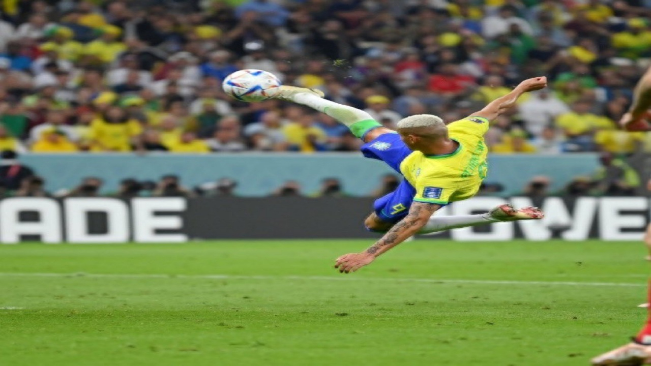 Brezilya Şova Başladı! Richarlison'dan Hüner Golü