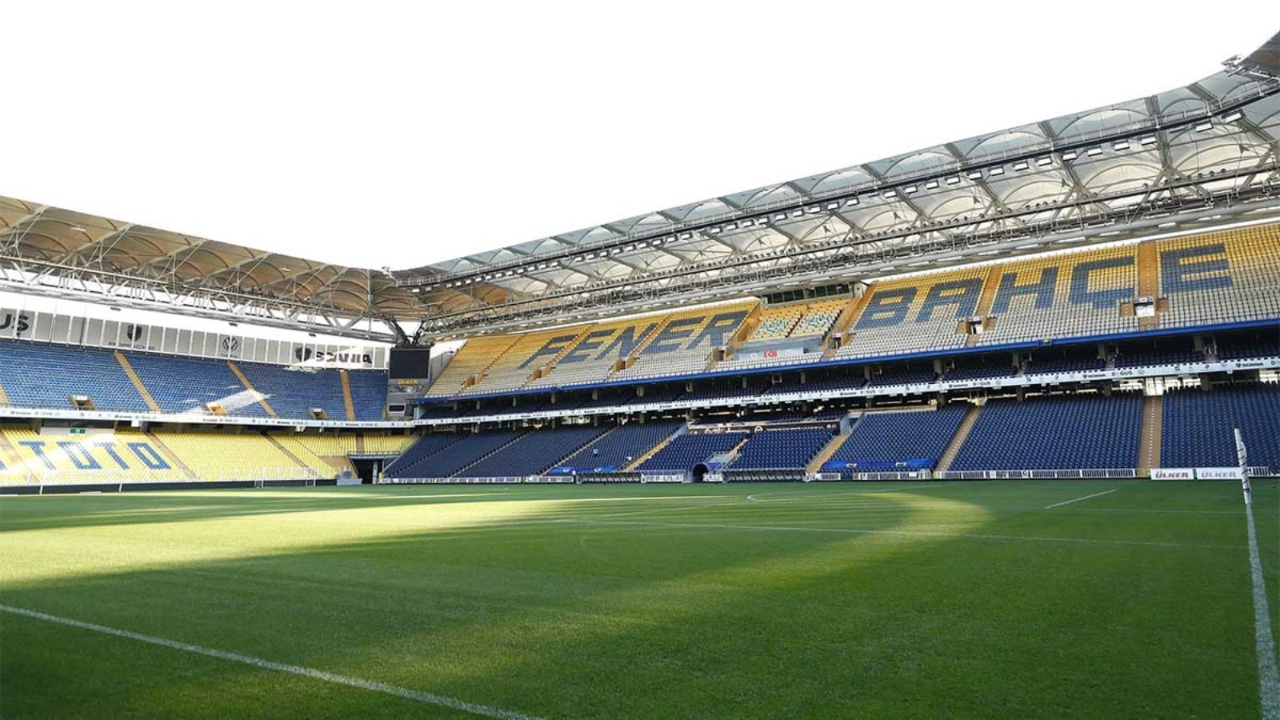 Fenerbahçe Stadyumu'nun adı değişti! Haberi Dündar verdi...