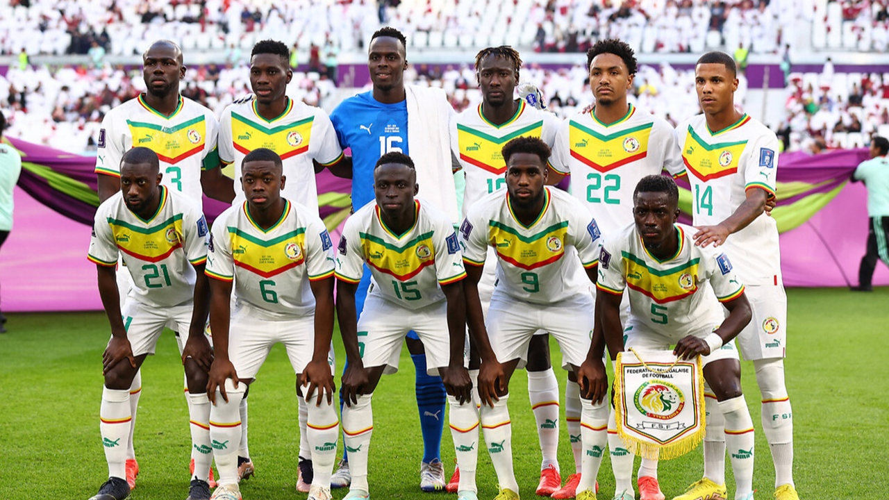 Katar, Senegal'e 3-1 yenildi