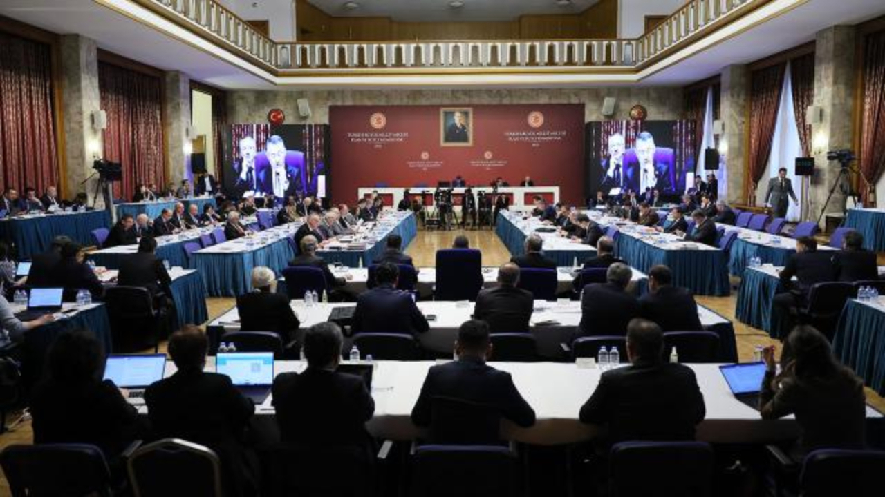 2023 yılı bütçe teklifi Komisyon'da kabul edildi