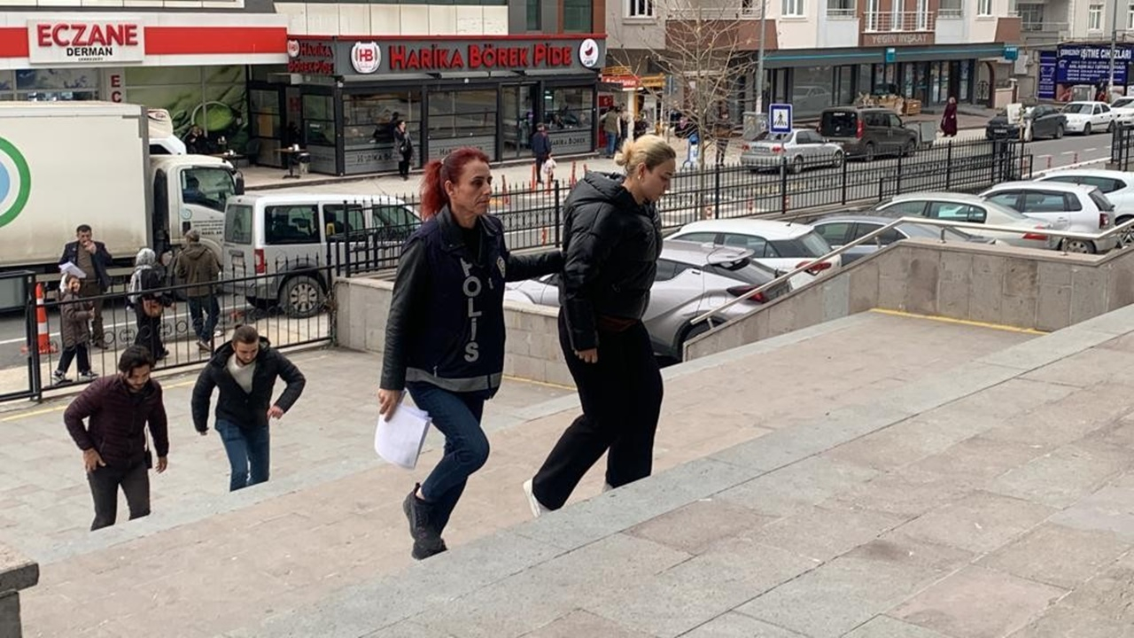 Tutuklanan sahte doktor hakkında açıklama yapıldı: Doktor rolünü, doktorluk yapmadan, seyirci olarak oynadı