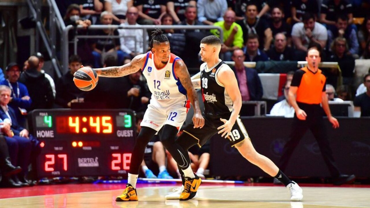 Virtus Bologna 80 - 85 Anadolu Efes | Maç sonucu
