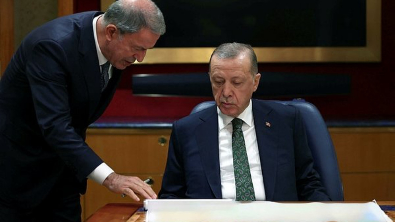 Bakan Akar'dan Erdoğan'a brifing: En kısa sürede kara harekatı başlayacak!