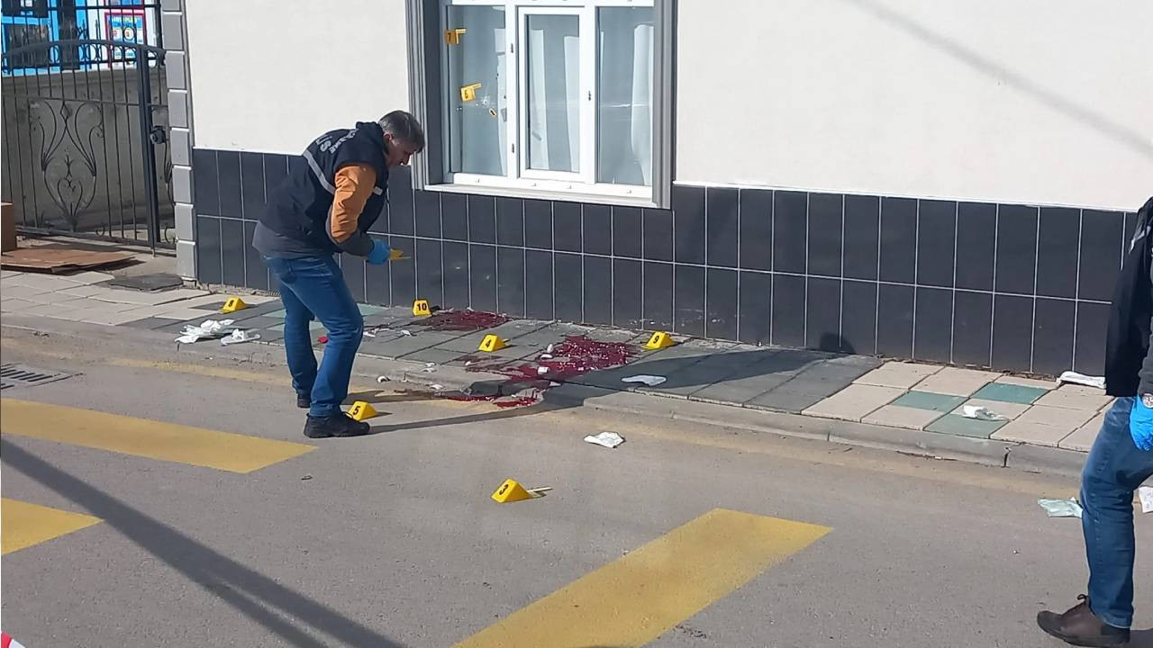 Önce kız arkadaşını öldürdü! Sonra intihar etti