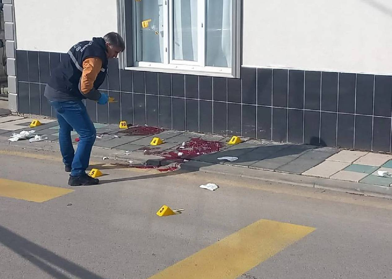 Önce kız arkadaşını öldürdü! Sonra intihar etti