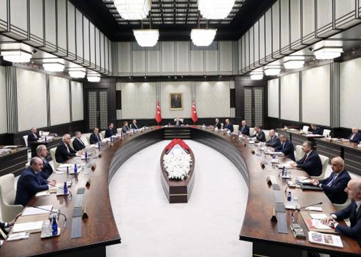 Gözler Kabine Toplantısı'nda! Gündem terörle mücadele, EYT düzenlemesi ve  sözleşmelilere kadro...