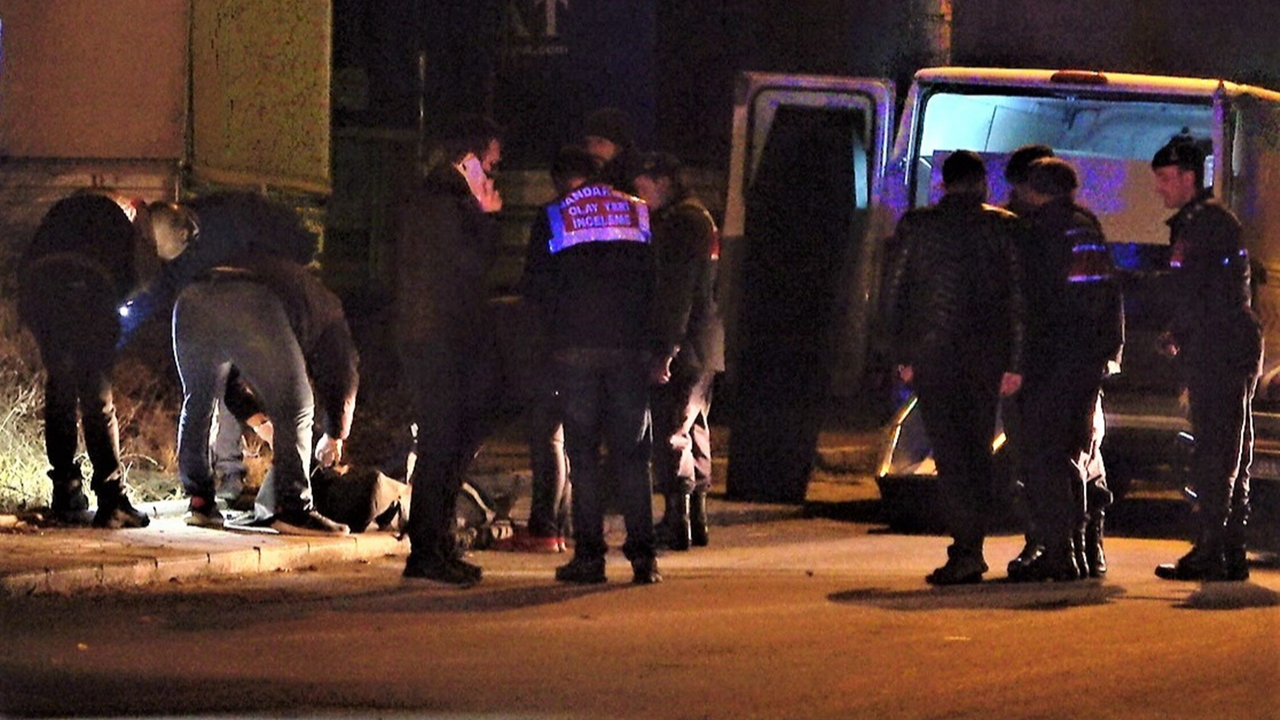 Vahşi koca dehşeti yaşattı: Saçından tutup sürükledi, boş arazide başını keserek öldürdü