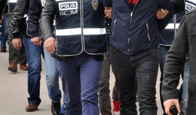 Konya merkezli FETÖ operasyonu: 14 astsubay gözaltında...