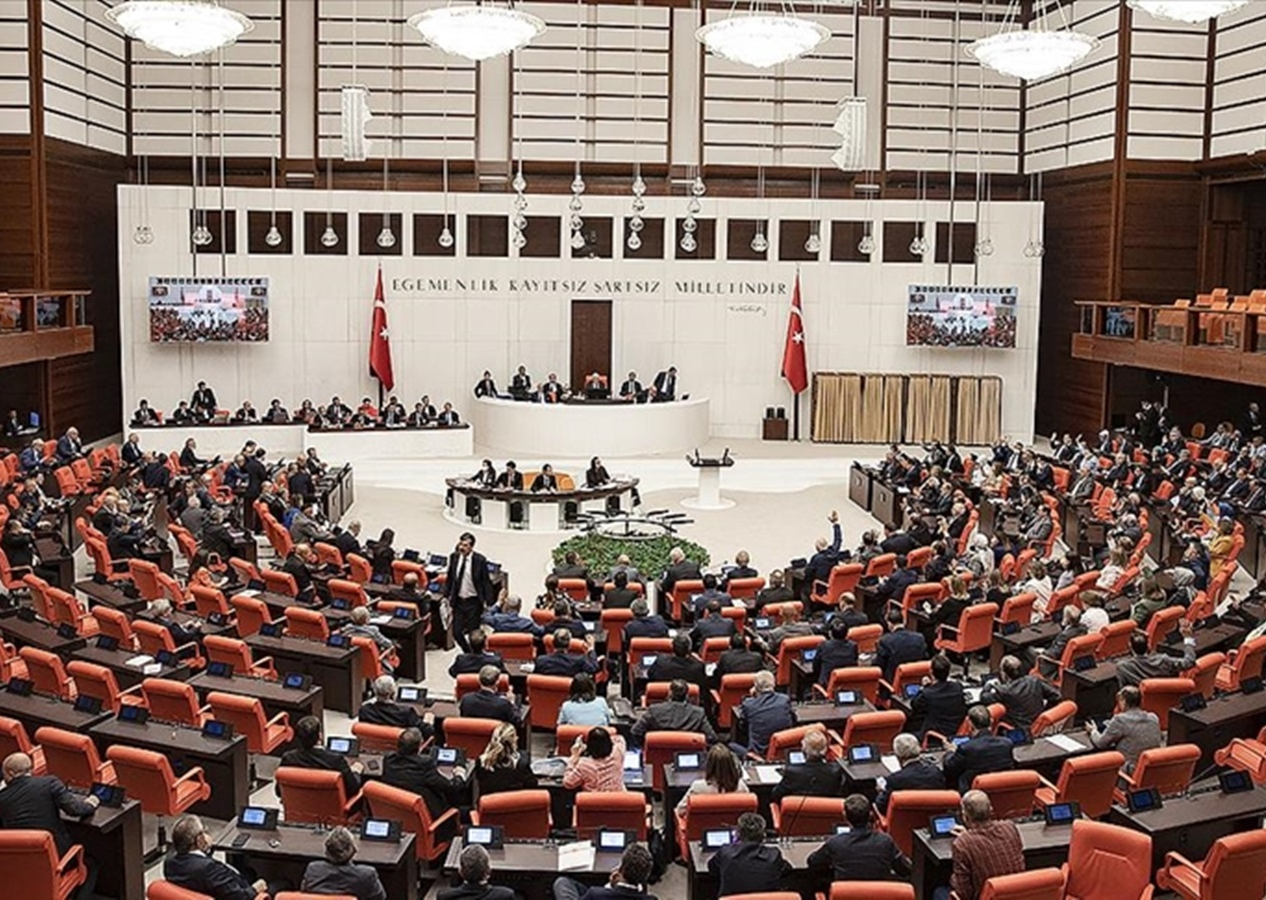 Teröre kucak açan HDP’nin Hazine yardımı durdurulmalı