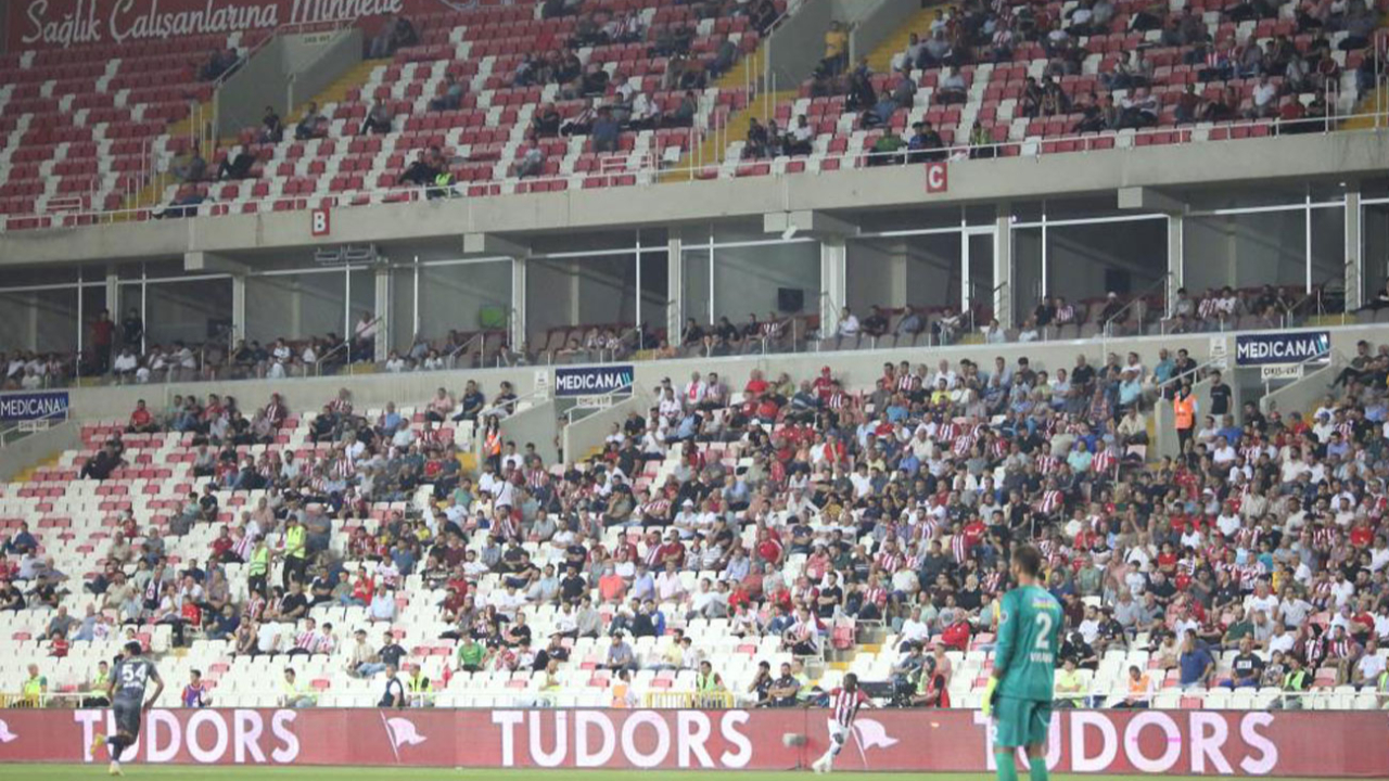 Sivasspor maçlarına taraftar gelmiyor!