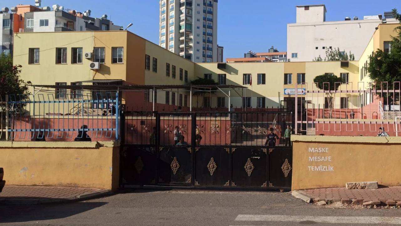 Mersin'de ortaokulda vahşet! Ölen de öldüren de 12 yaşında...