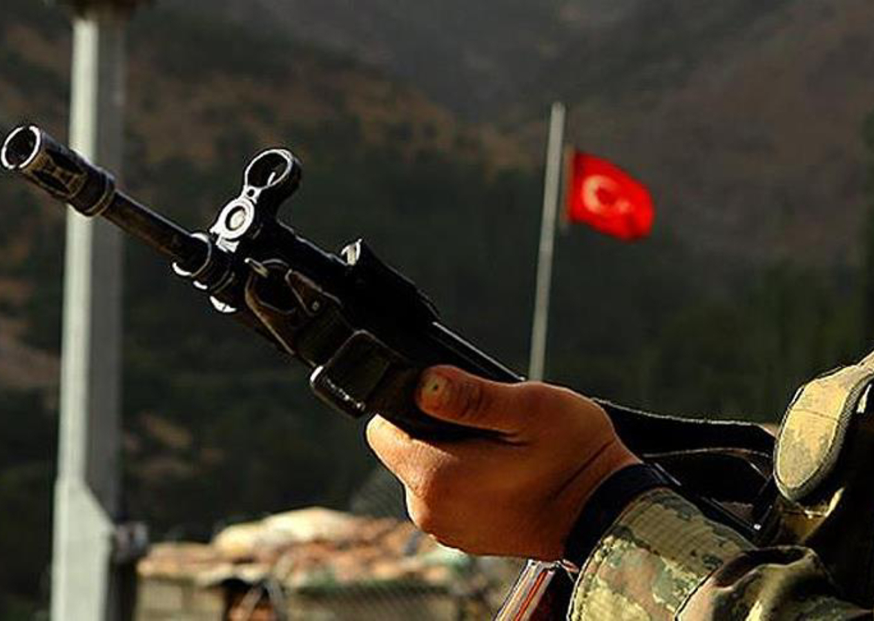 Pençe-Kilit bölgesinde çatışma: Bir şehit