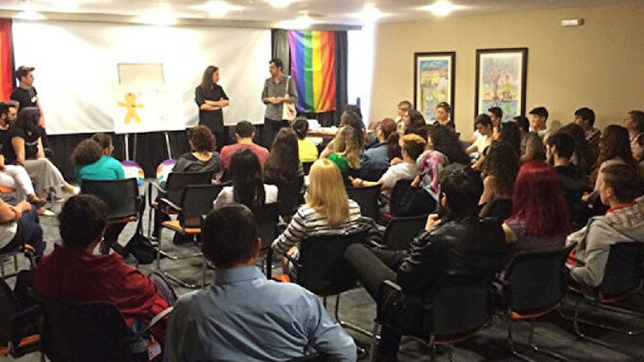 İçişleri Bakanlığı, LGBT için özel merkez kuran CHP'li belediye için harekete geçti