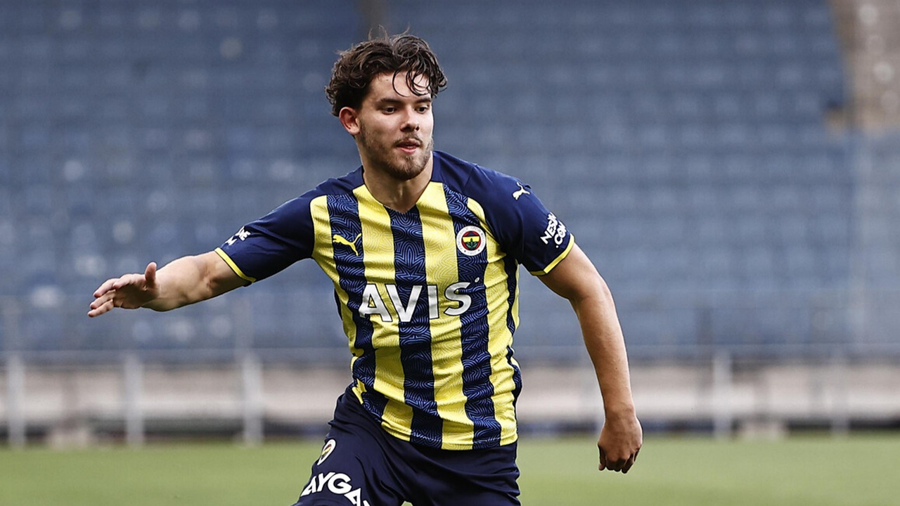 Ferdi Kadıoğlu'na Fransız ekibi talip oldu! İşte istenen bonservis bedeli