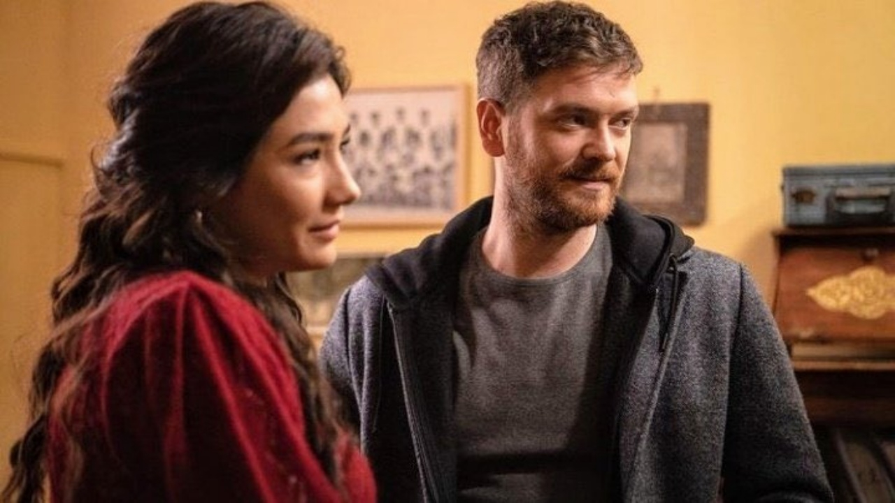Engin Öztürk ve Aybüke Pusat Çocukluk Arkadaşı Çıktı!