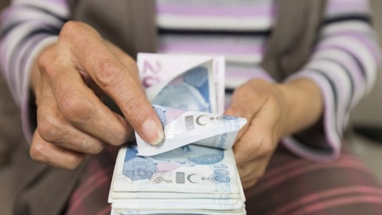 ING Bank aralık ayı emekli promosyonu ödemelerini güncelledi! Maaşını taşıyana 8 bin TL ödenecek! Son tarih 31 Aralık!