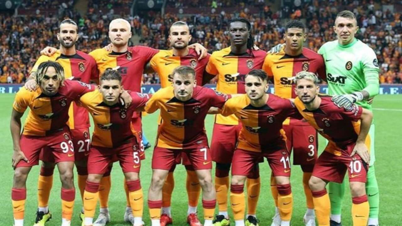 Galatasaray resmen açıkladı! Yıldız futbolcu Yunus Akgün'ün sözleşmesi uzatıldı...
