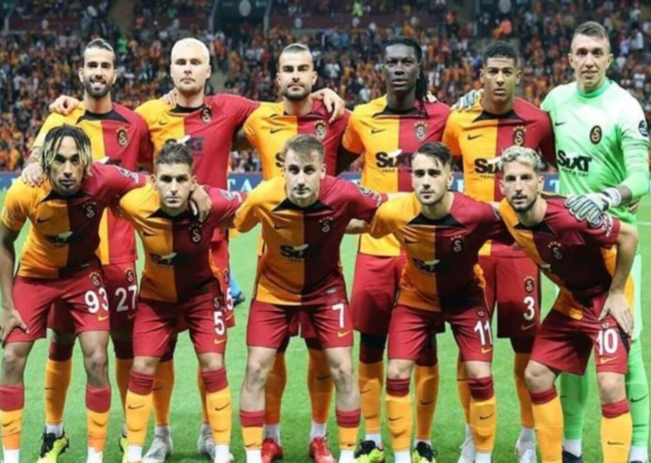 Galatasaray resmen açıkladı! Yıldız futbolcu Yunus Akgün'ün sözleşmesi uzatıldı...