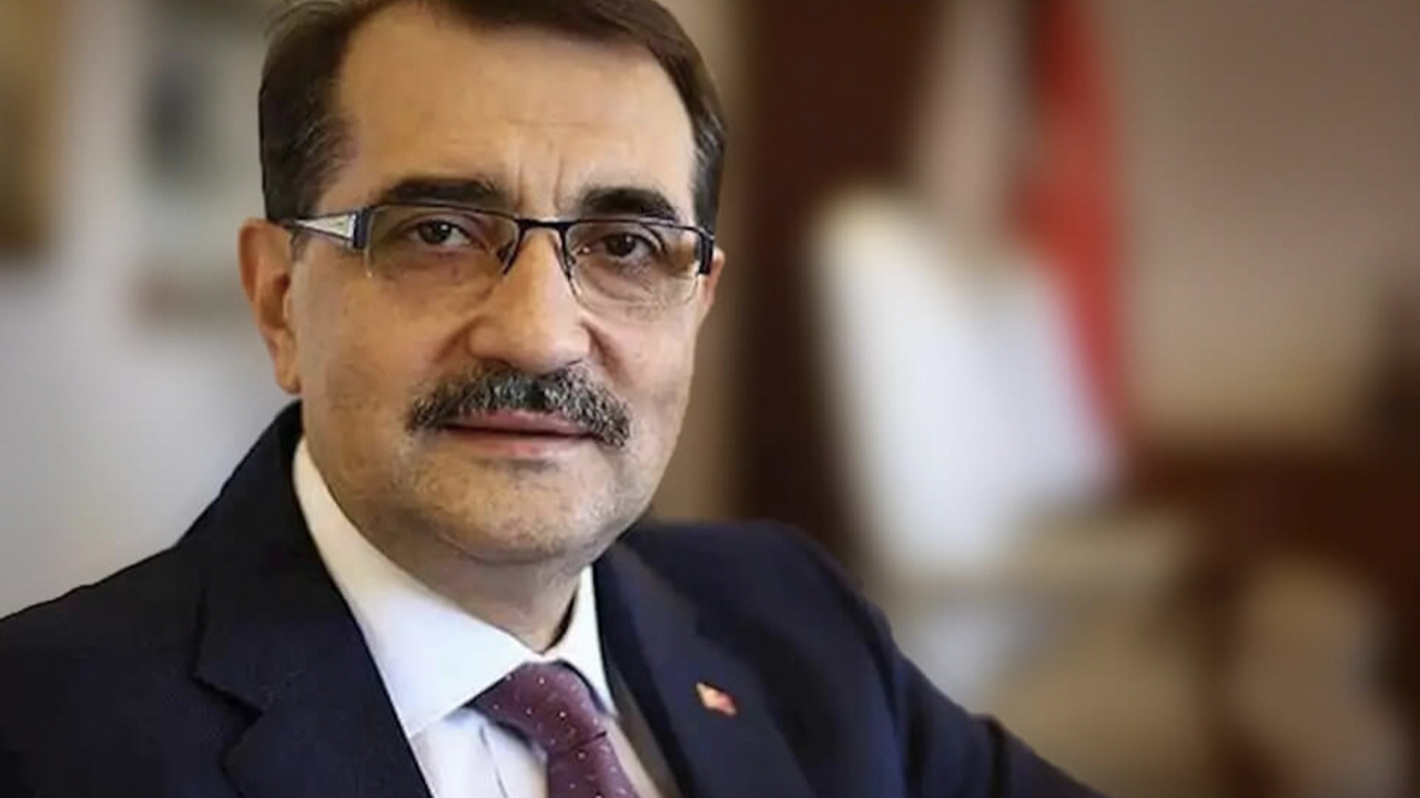Bakan Dönmez müjdeyi verdi! Karadeniz gazının evlere gireceği tarih belli oldu