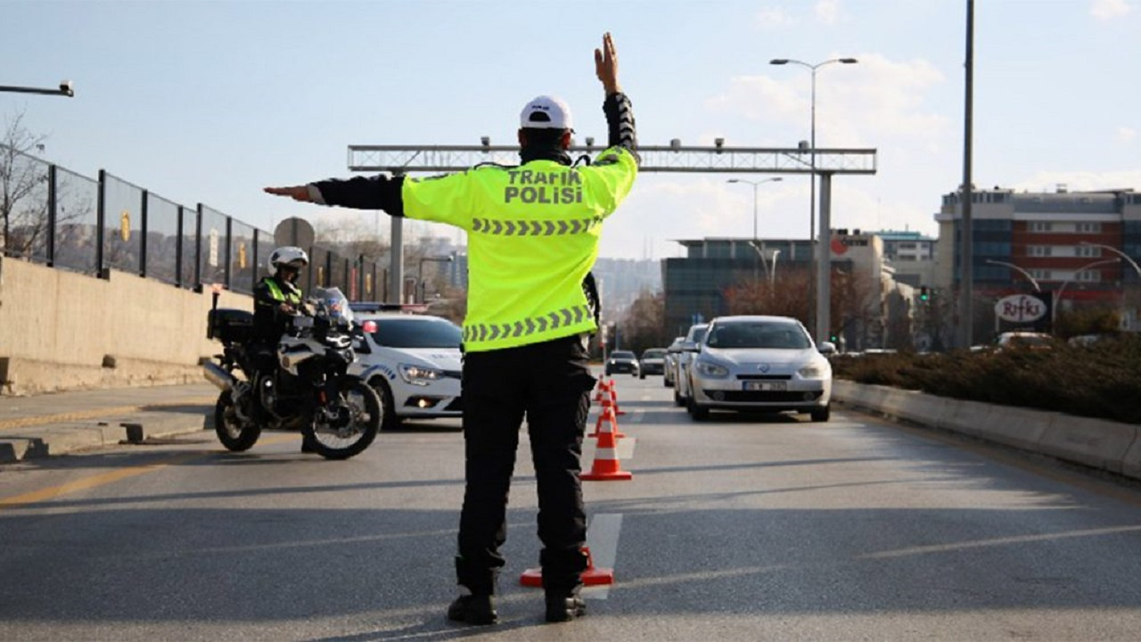 Dikkat: Şampiyonlar Ligi finali nedeniyle İstanbul'da bu yollar trafiğe kapalı