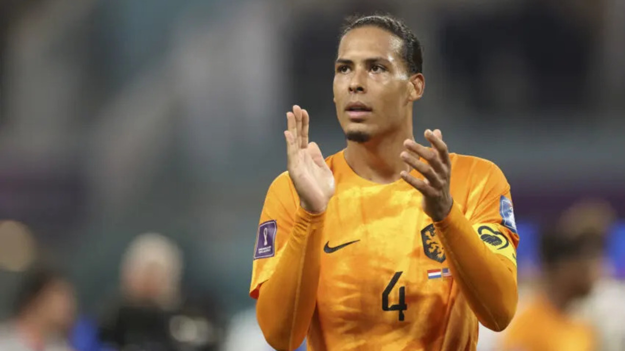 Virgil van Dijk'tan olay açıklama: Ona karşı oynamak bir onur