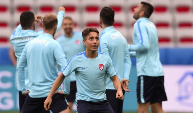 "Emre eğer Türkiye'ye gelirse, gideceği takım belli"