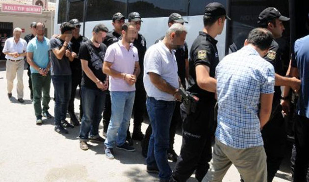 Adana'da 'ByLock' operasyonu: 26 gözaltı
