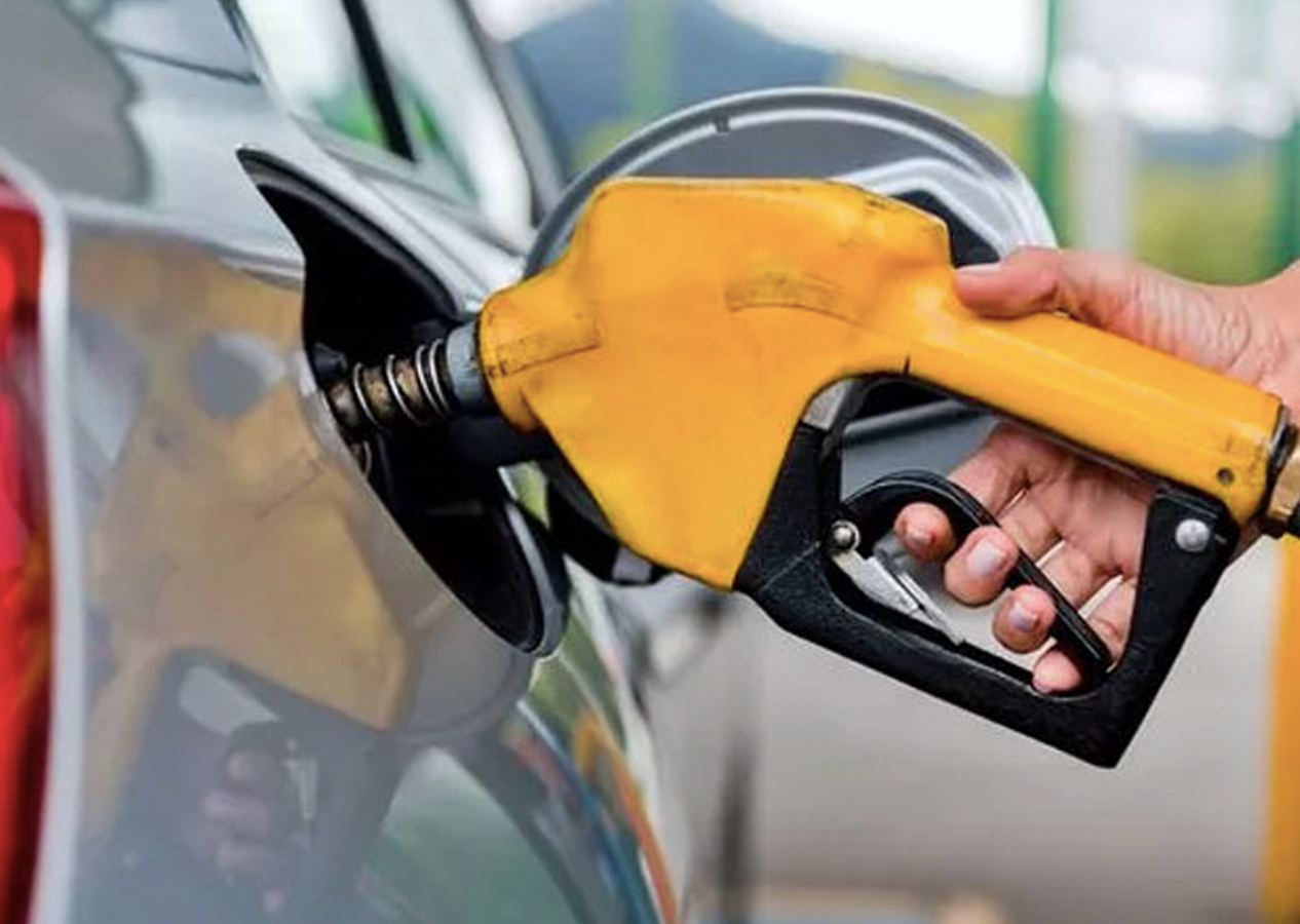 Benzine ve motorine indirim yolda! Bu gece fiyatlar değişecek