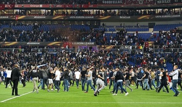 Beşiktaş heyeti savunma için UEFA'da