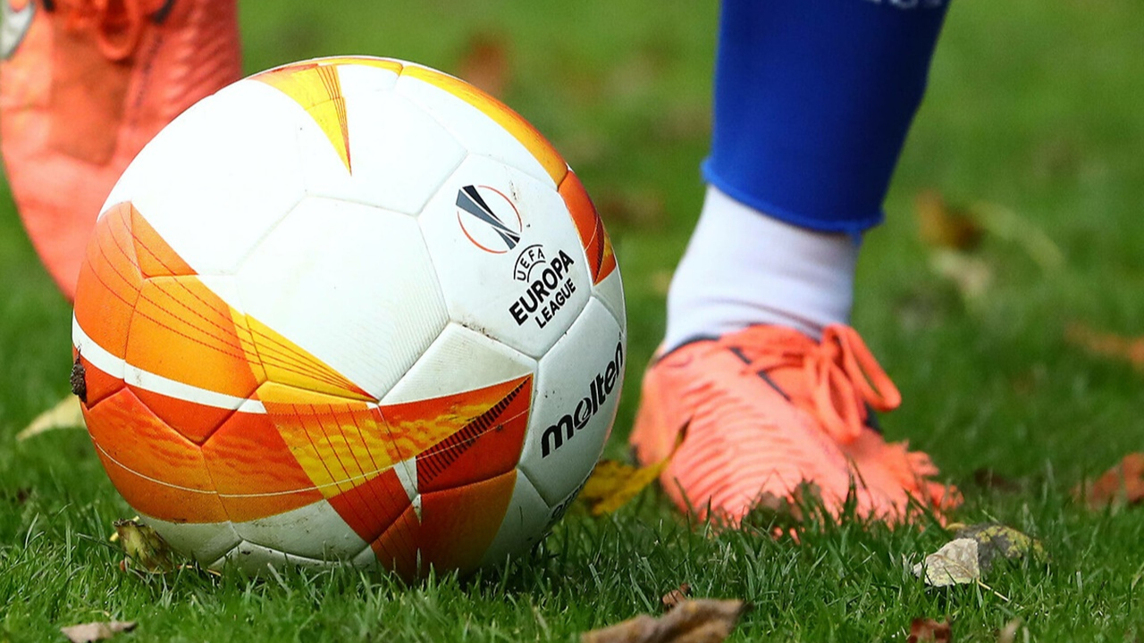 Galatasaray stoper takviyesi için harekete geçti