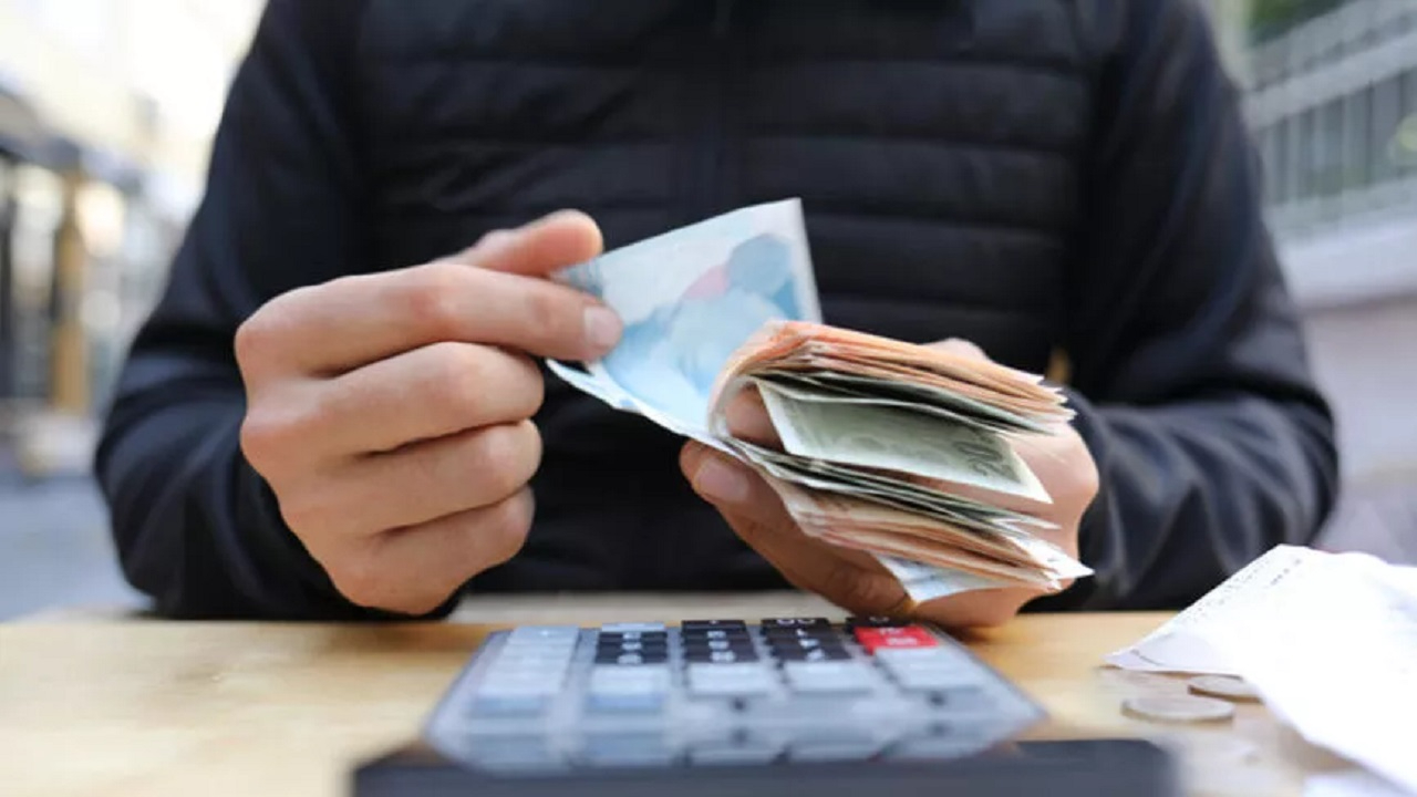Son dakika! Asgari ücret görüşmeleri devam ederken uzman isimden net rakam açıklaması geldi!
