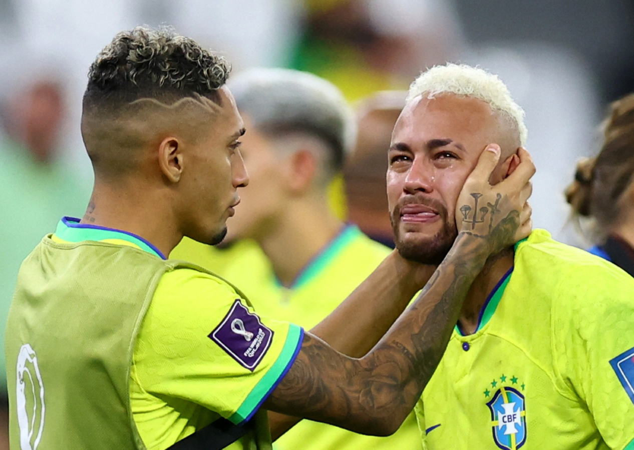 Geceye Neymar’ın gözyaşları damga vurdu