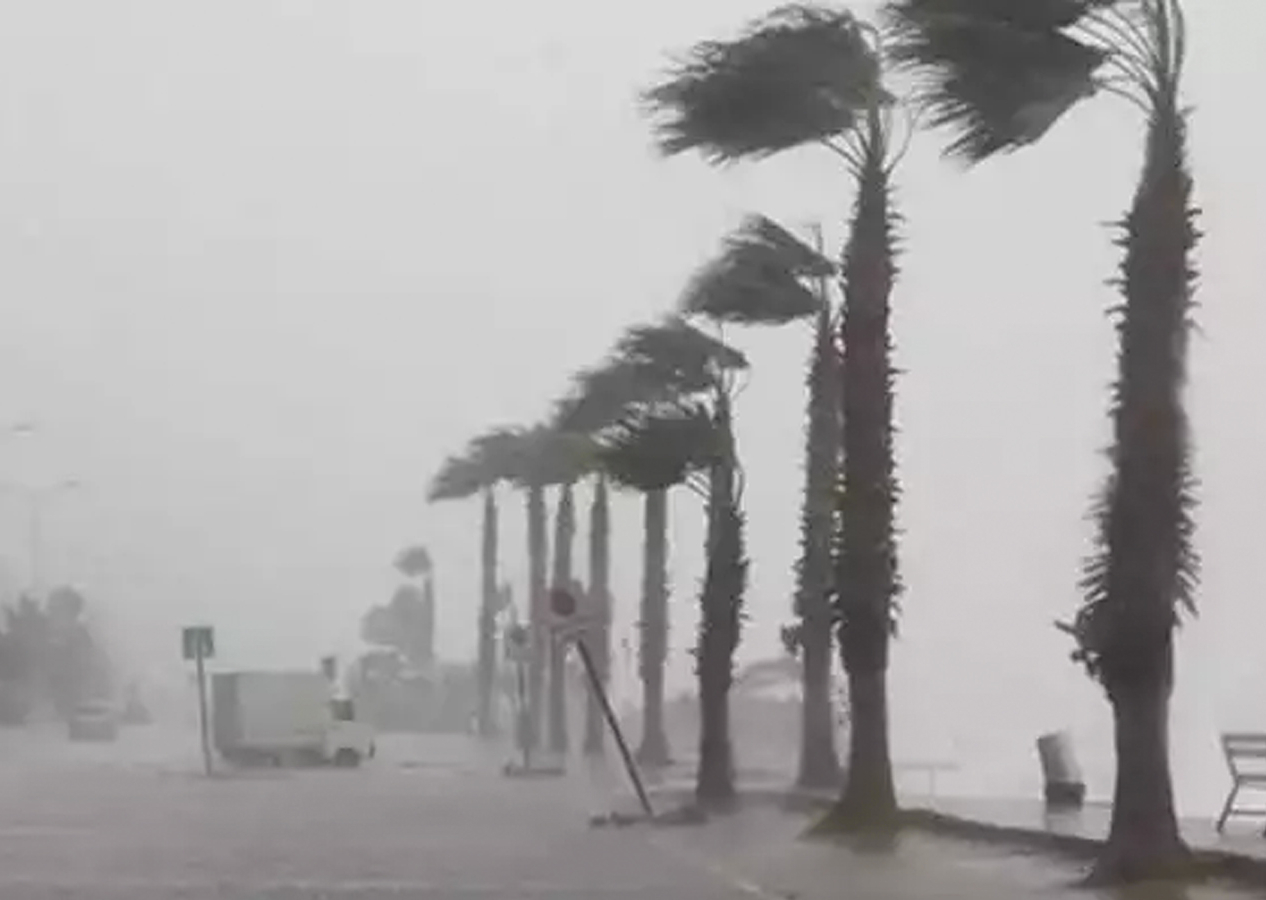 Meteoroloji İstanbul için uyardı! Çatı uçmalarına ve baca zehirlenmelerine dikkat!