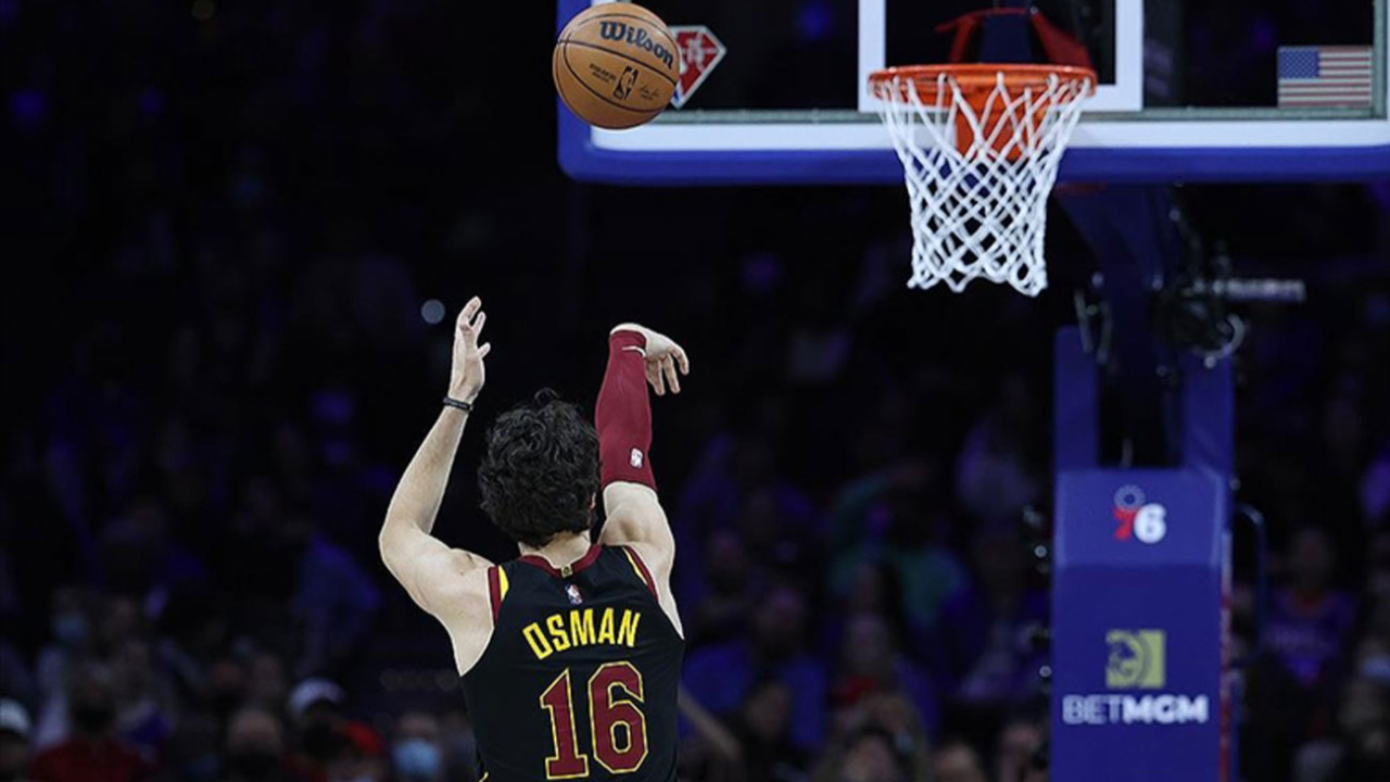 Cedi Osman'ın 8 sayısı zaferi getirdi