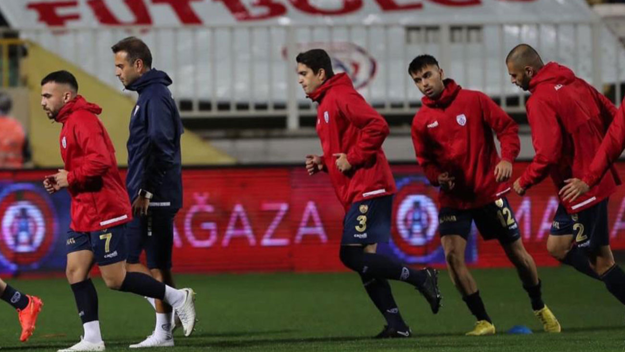 Altınordu ligin dibine demir attı