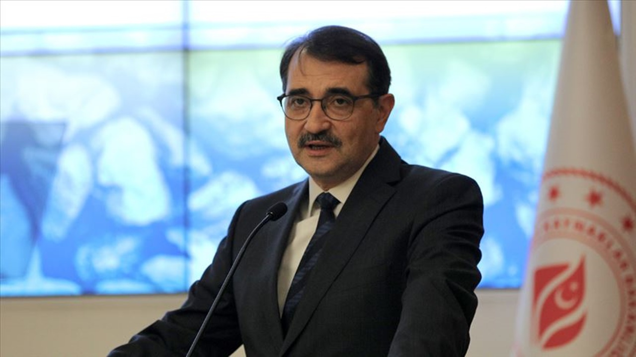 Bakan Dönmez açıkladı: Doğalgaz tüketimi bu yıl yüzde 12 oranında azalacak