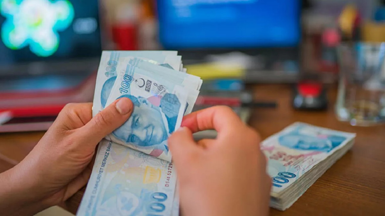 Memur maaşları ile ilgili yeni öneri! Kademeye göre zam yapılsın, makas aralığı genişlemesin!