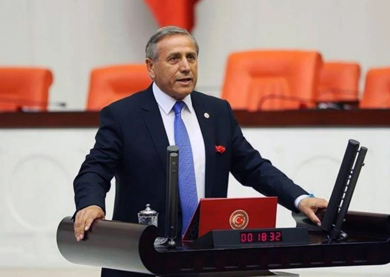 CHP'li vekil Yıldırım Kaya AGD'den özür diledi: Sözüm Anadolu Gençlik Derneği'ne değildir!