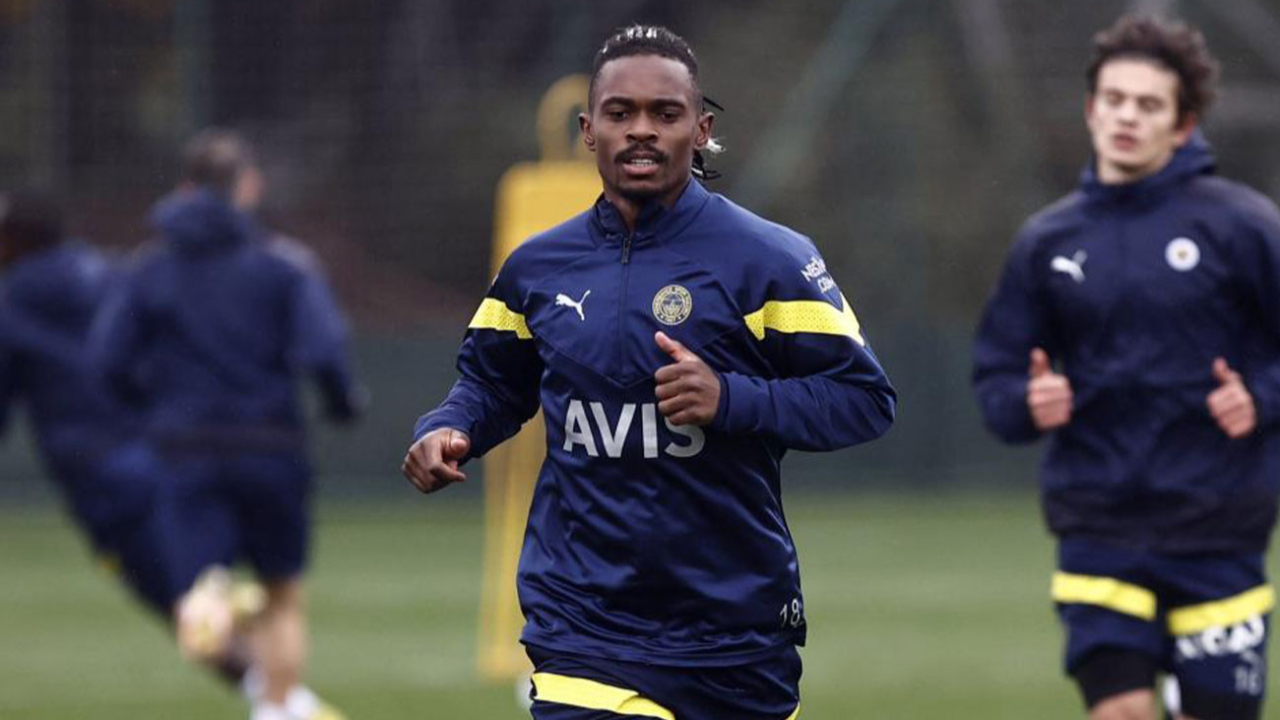 Fenerbahçe hazırlıklarına devam etti
