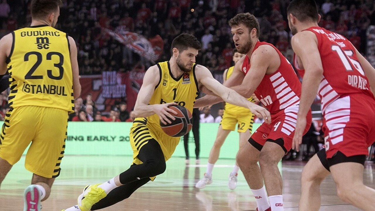 Olympiakos 94 - 67 Fenerbahçe - Maçın özeti...